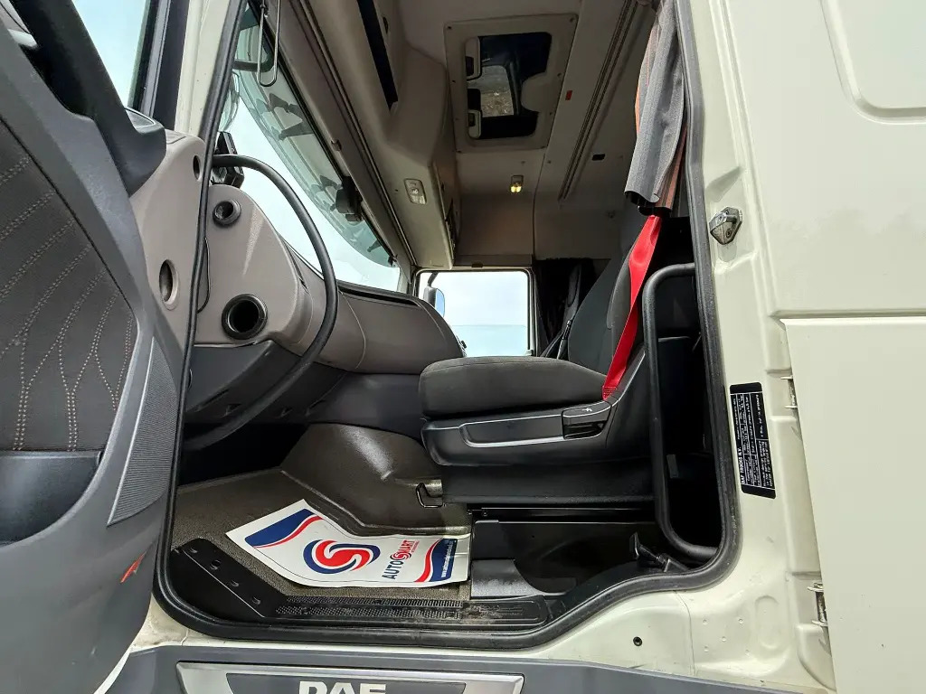 Тягач DAF XF 105 (FFA): фото 10