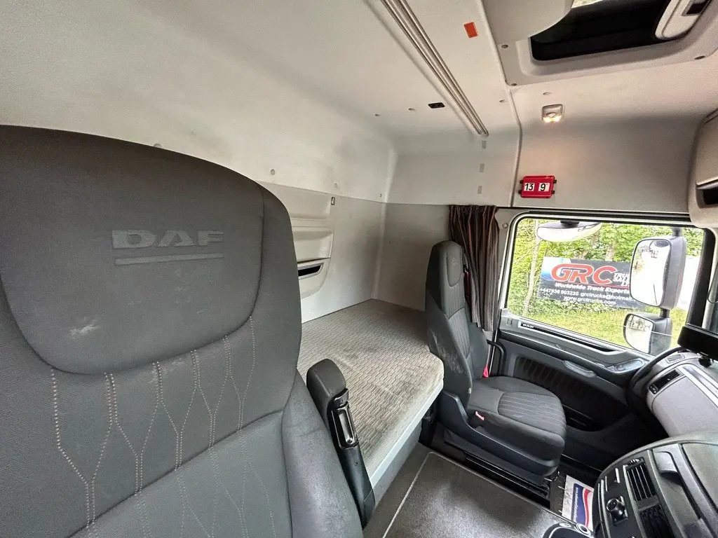 Тягач DAF XF 105 (FWN): фото 15