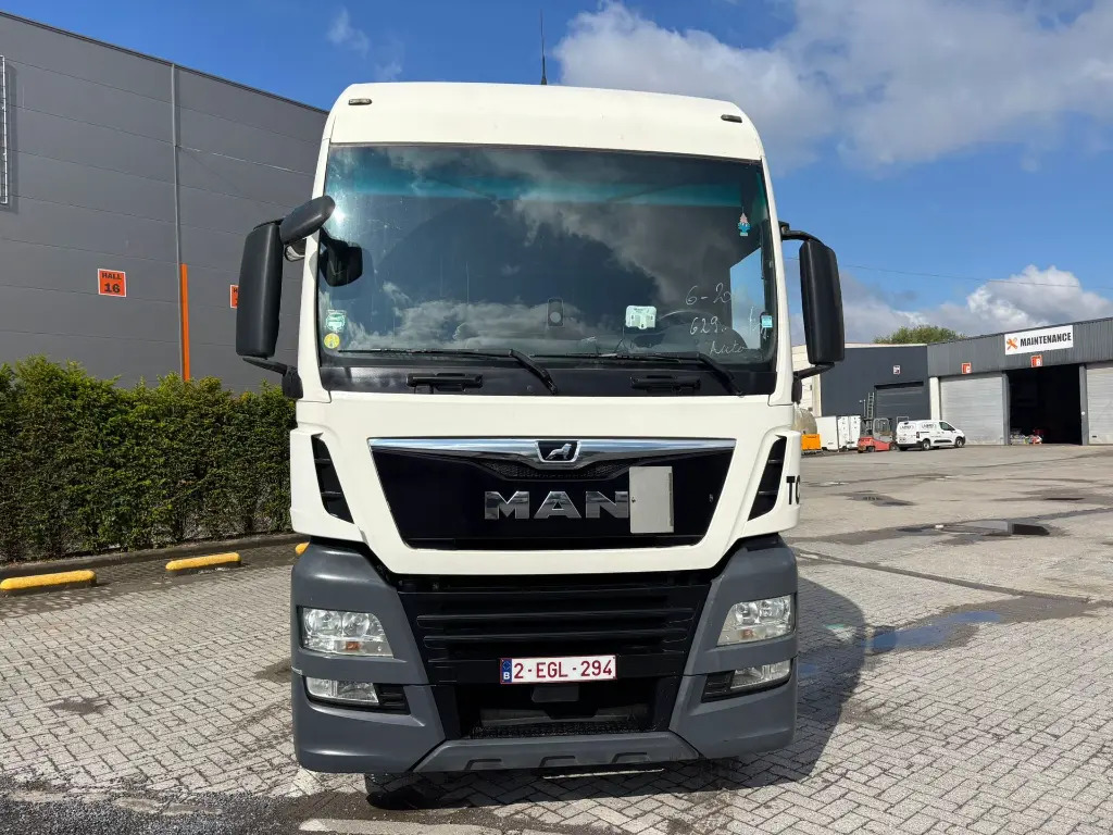 MAN TGX 18.460 XXL - Тягач: фото 3 MAN TGX 18.460 XXL - Тягач: фото 3