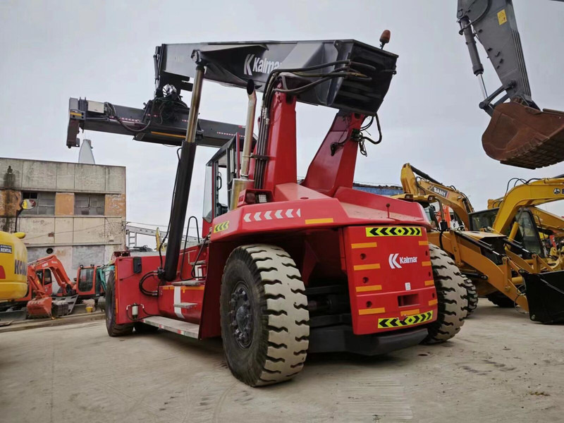 Kalmar DRF450 - Ричстакер: фото 3 Kalmar DRF450 - Ричстакер: фото 3
