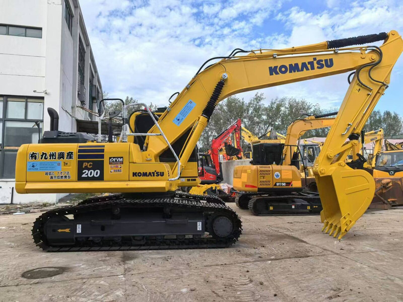 Komatsu PC200 PC220 - Гусеничный экскаватор: фото 4 Komatsu PC200 PC220 - Гусеничный экскаватор: фото 4