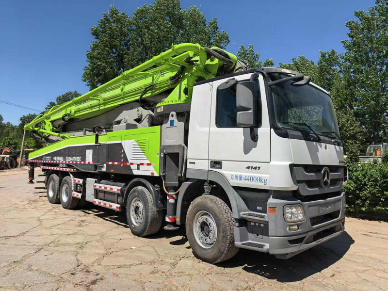 Mercedes-Benz Actros - Бетононасос стационарный: фото 1 Mercedes-Benz Actros - Бетононасос стационарный: фото 1