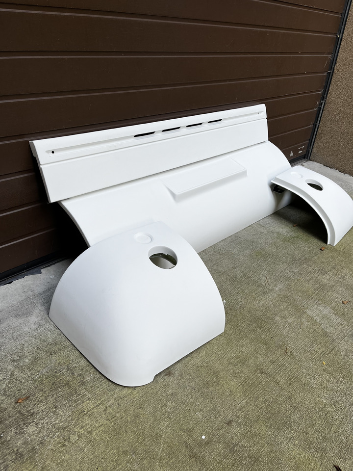 Zderzak przedni prawy, lewy, środkowy, atrapa, Van Hool T915 Zderzak przedni Van Hool T915 ACRON, ALICRON - Бампер для Туристических автобусов: фото 1 Zderzak przedni prawy, lewy, środkowy, atrapa, Van Hool T915 Zderzak przedni Van Hool T915 ACRON, ALICRON - Бампер для Туристических автобусов: фото 1