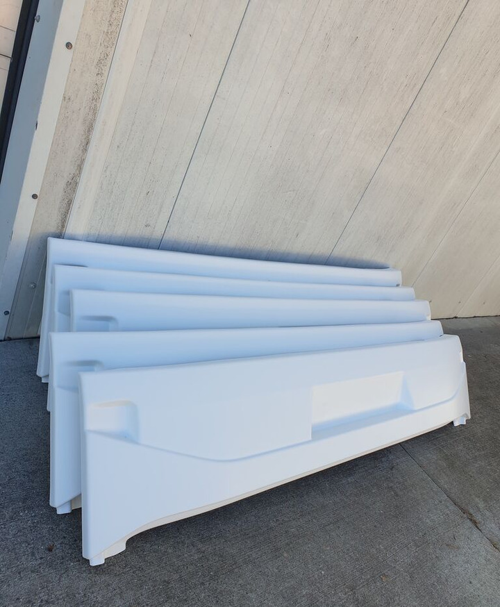 Zderzak tylny środkowy VOLVO 8900 VOLVO 8900 - Бампер для Туристических автобусов: фото 2 Zderzak tylny środkowy VOLVO 8900 VOLVO 8900 - Бампер для Туристических автобусов: фото 2