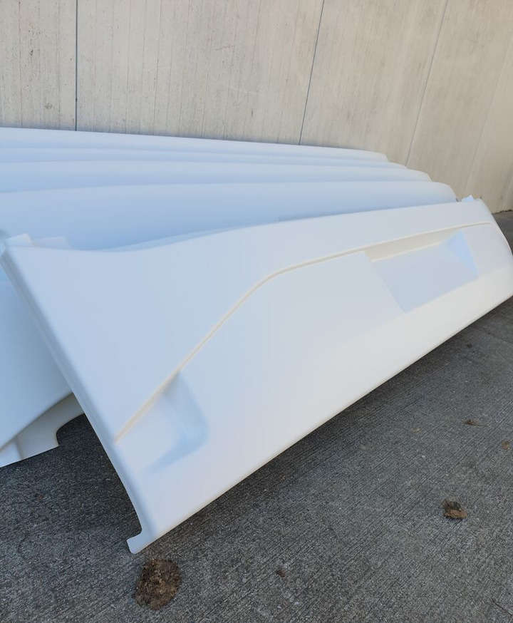 Zderzak tylny środkowy VOLVO 8900 VOLVO 8900 - Бампер для Туристических автобусов: фото 1 Zderzak tylny środkowy VOLVO 8900 VOLVO 8900 - Бампер для Туристических автобусов: фото 1