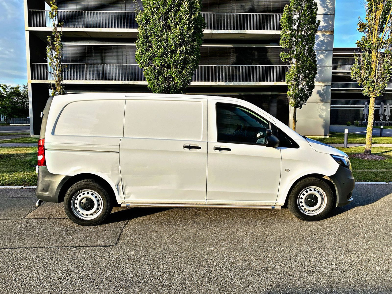 Mercedes-Benz Vito Kasten 111 FWD kompakt|Kamera|Klima|PDC|19% - Легковой фургон: фото 2 Mercedes-Benz Vito Kasten 111 FWD kompakt|Kamera|Klima|PDC|19% - Легковой фургон: фото 2