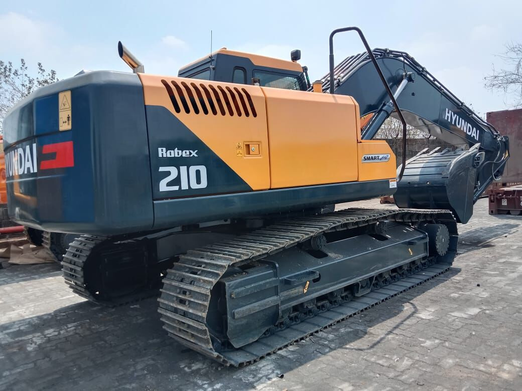 New Hyundai R210 tracked excavator - Гусеничный экскаватор: фото 1 New Hyundai R210 tracked excavator - Гусеничный экскаватор: фото 1