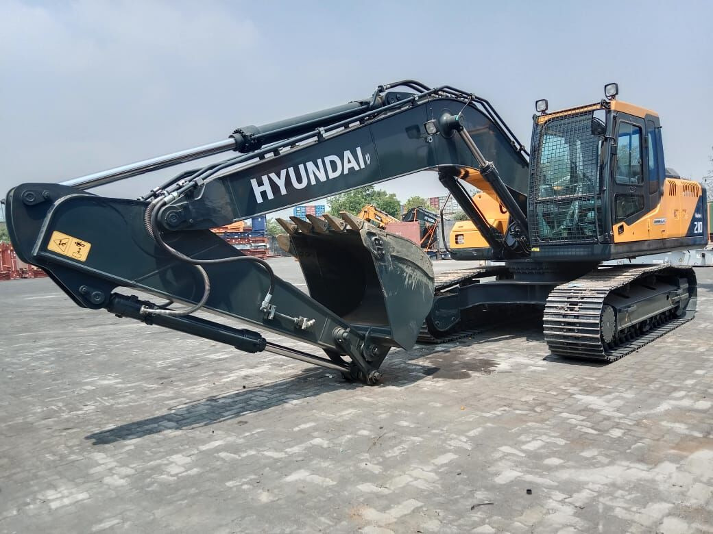 New Hyundai R210 tracked excavator - Гусеничный экскаватор: фото 2 New Hyundai R210 tracked excavator - Гусеничный экскаватор: фото 2