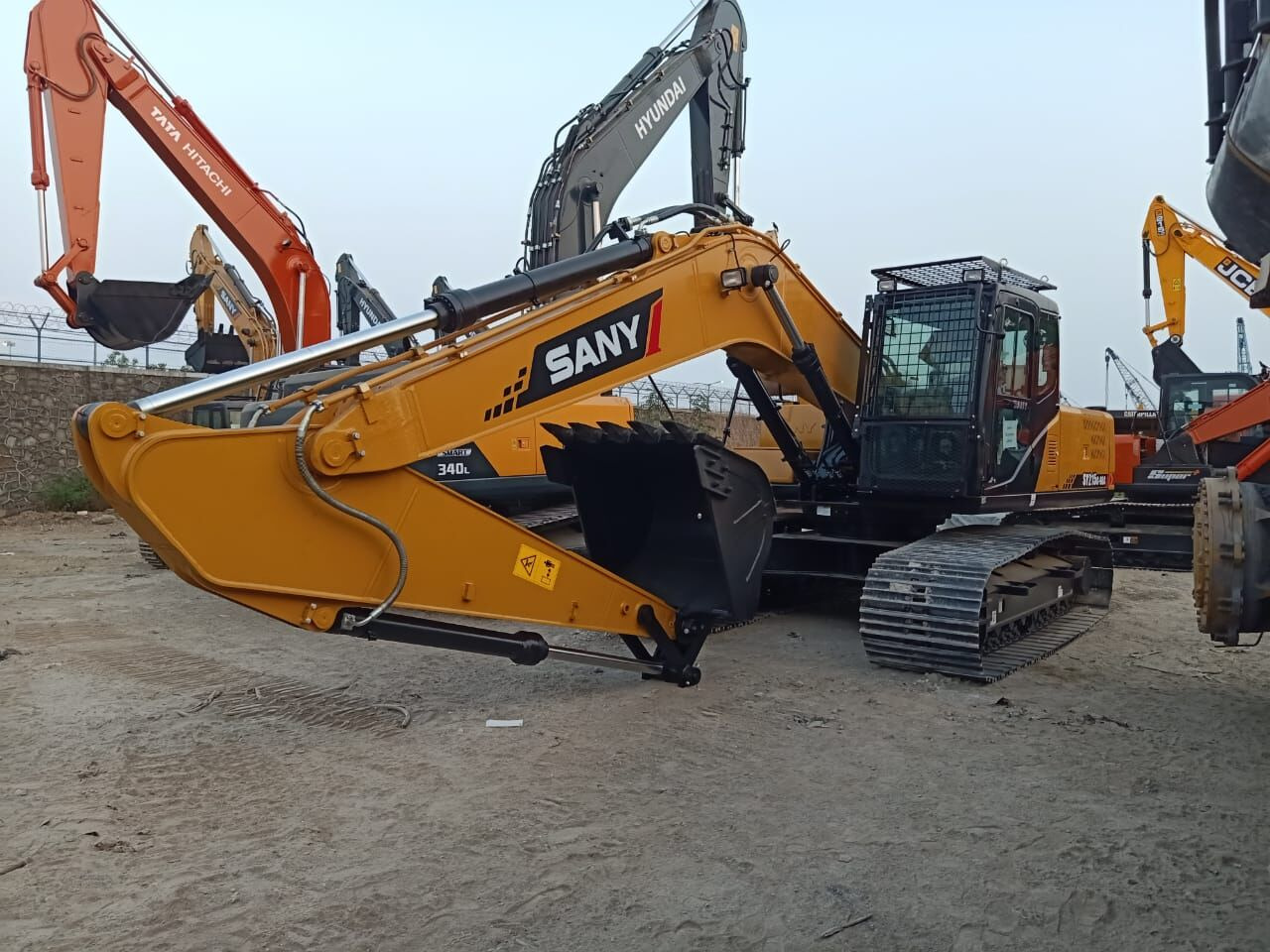 New Sany SY 215 MITSUBISHI ENGINE tracked excavator - Гусеничный экскаватор: фото 5 New Sany SY 215 MITSUBISHI ENGINE tracked excavator - Гусеничный экскаватор: фото 5