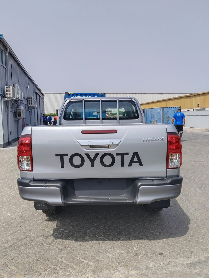 Toyota Hilux - Пикап, Грузопассажирский фургон: фото 3 Toyota Hilux - Пикап, Грузопассажирский фургон: фото 3