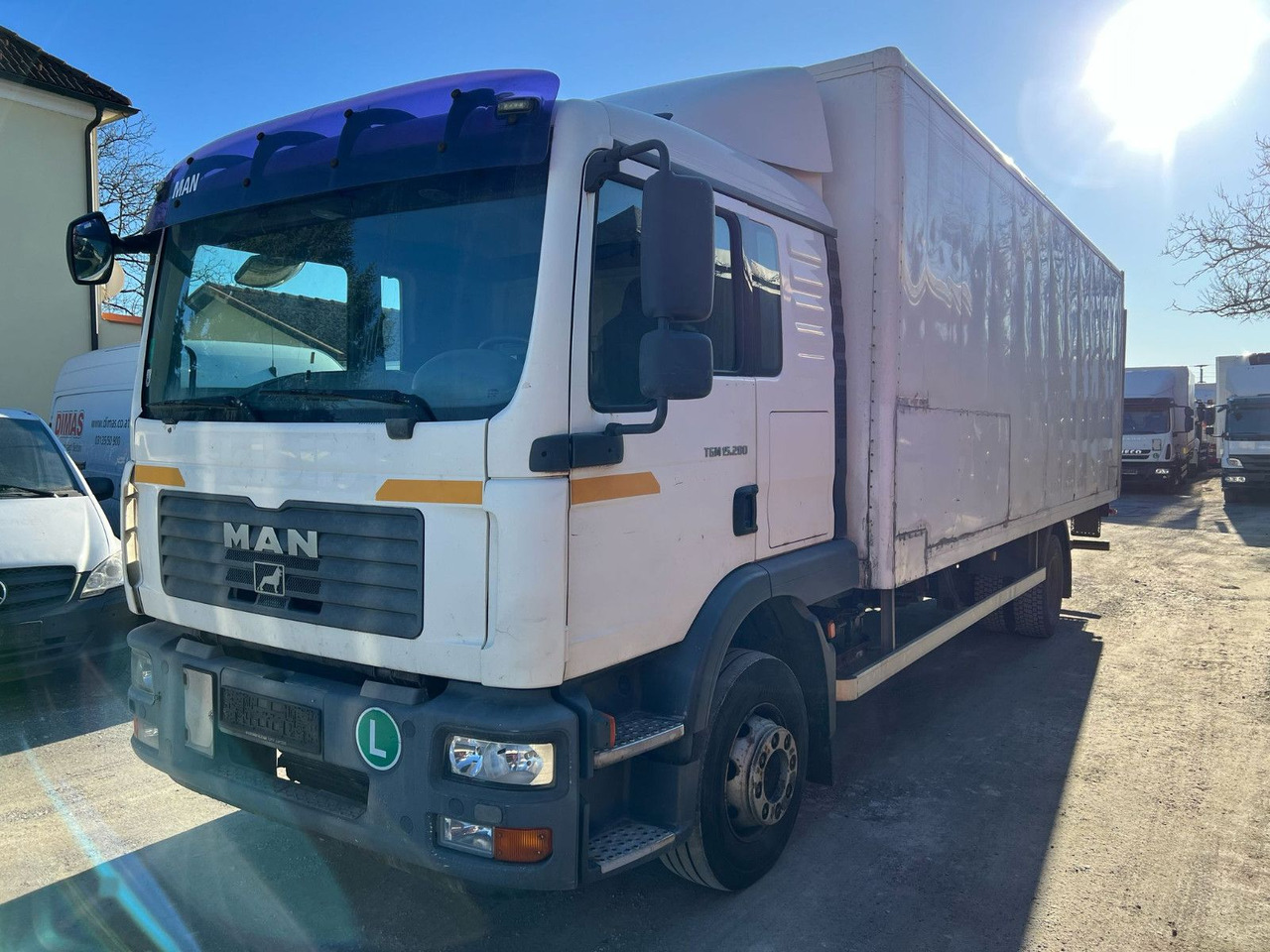 MAN TGM 15:280 4x2 BL - Грузовик с закрытым кузовом: фото 2 MAN TGM 15:280 4x2 BL - Грузовик с закрытым кузовом: фото 2