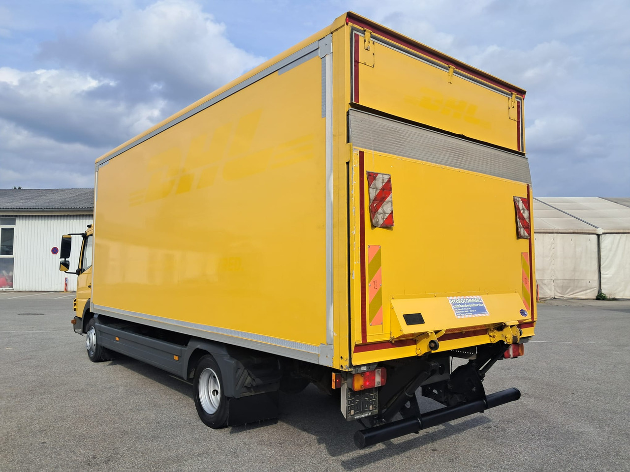 MERCEDES-BENZ ATEGO 8 16 Koffer mit LBW | Schalter | EZ 2013 - Грузовик с закрытым кузовом: фото 5 MERCEDES-BENZ ATEGO 8 16 Koffer mit LBW | Schalter | EZ 2013 - Грузовик с закрытым кузовом: фото 5