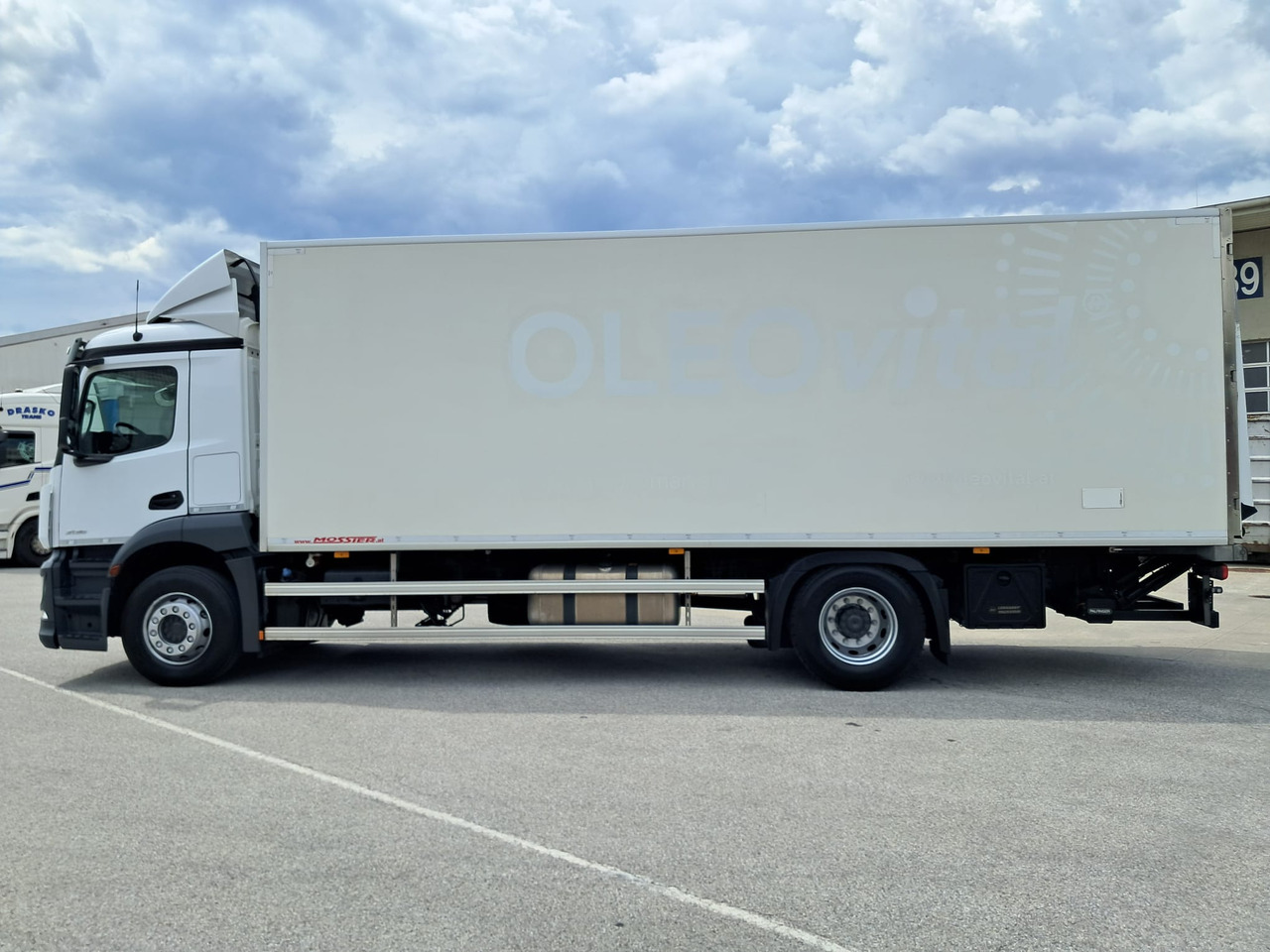 MERCEDES-BENZ Antos 2135 Kühlkoffer | Supra 850 | Standheizung - Рефрижератор: фото 4 MERCEDES-BENZ Antos 2135 Kühlkoffer | Supra 850 | Standheizung - Рефрижератор: фото 4