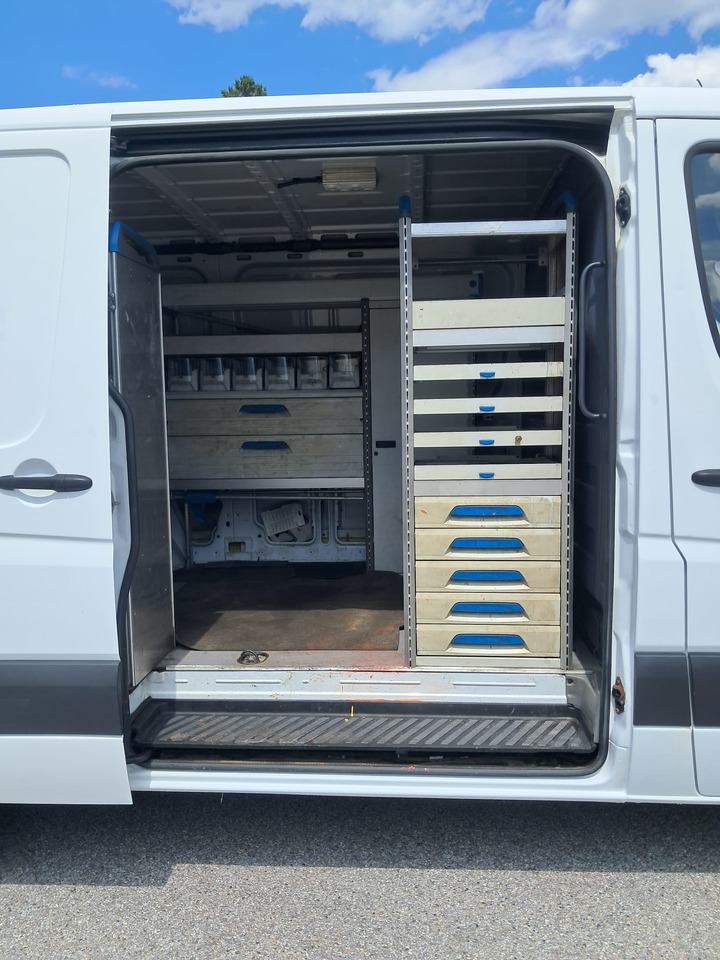 MERCEDES-BENZ Sprinter 316 | Werkstattwagen | Klima | Tempomat | - Цельнометаллический фургон: фото 4 MERCEDES-BENZ Sprinter 316 | Werkstattwagen | Klima | Tempomat | - Цельнометаллический фургон: фото 4