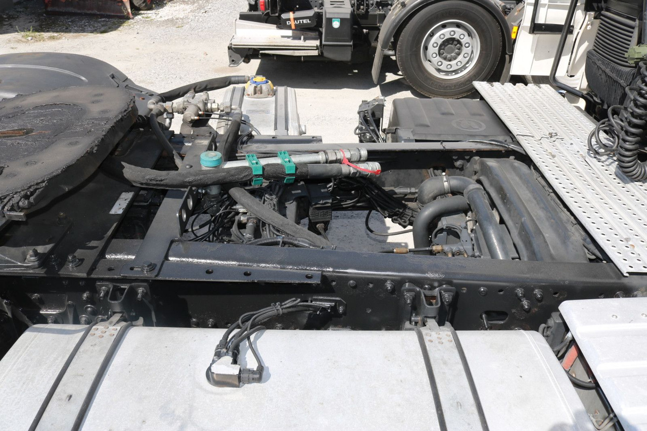 Тягач MAN TGX 18 500 XLX RETARDER KIPHYDRAULIK!!!: фото 13 Тягач MAN TGX 18 500 XLX RETARDER KIPHYDRAULIK!!!: фото 13