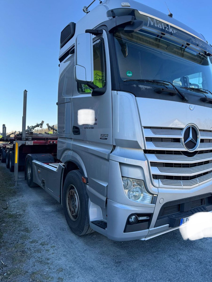Mercedes-Benz Actros  1851 TÜV NEU TOP ZUSTAND - Тягач: фото 1 Mercedes-Benz Actros  1851 TÜV NEU TOP ZUSTAND - Тягач: фото 1