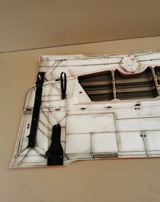 ATRAPA RENAULT PREMIUM DXI ORYGINAŁ - Капот для Грузовиков: фото 5 ATRAPA RENAULT PREMIUM DXI ORYGINAŁ - Капот для Грузовиков: фото 5