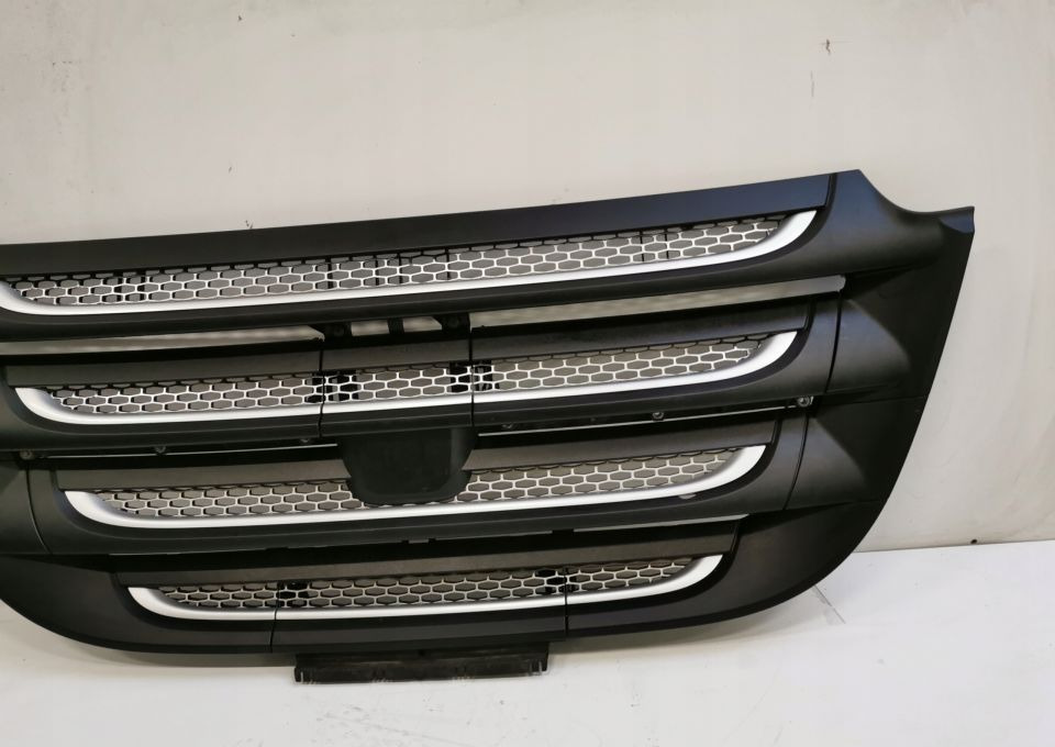 GRILL ATRAPA DAF XF 106 lift ORYGINAŁ 2048272 - Решётка радиатора для Грузовиков: фото 3 GRILL ATRAPA DAF XF 106 lift ORYGINAŁ 2048272 - Решётка радиатора для Грузовиков: фото 3