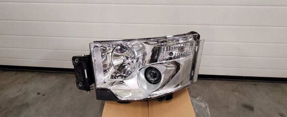 LAMPA RENAULT RANGE T NOWY ORYGINAŁ LEWA - Передняя фара для Грузовиков: фото 1 LAMPA RENAULT RANGE T NOWY ORYGINAŁ LEWA - Передняя фара для Грузовиков: фото 1
