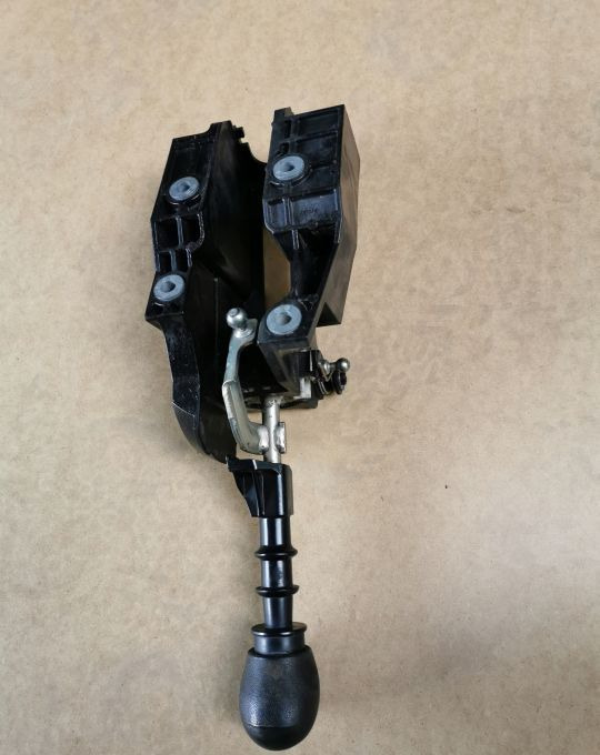 LEWAREK BIEGÓW WYBIERAK IVECO DAILY 6B. - Рычаг переключения передач для Коммерческих автомобилей: фото 3 LEWAREK BIEGÓW WYBIERAK IVECO DAILY 6B. - Рычаг переключения передач для Коммерческих автомобилей: фото 3