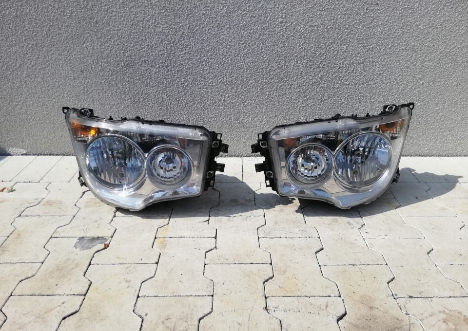 Lampy MERCEDES ACTROS Mp4 Antos ORYGINAŁ - Передняя фара для Грузовиков: фото 1 Lampy MERCEDES ACTROS Mp4 Antos ORYGINAŁ - Передняя фара для Грузовиков: фото 1