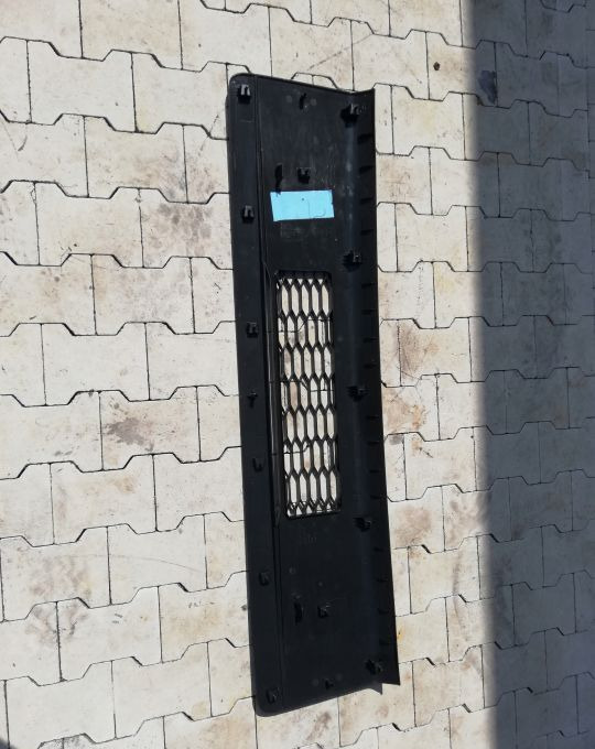 MASKA GRILL ATRAPA VOLVO FL FE 82523575 NOWY ORYG. - Решётка радиатора для Грузовиков: фото 4 MASKA GRILL ATRAPA VOLVO FL FE 82523575 NOWY ORYG. - Решётка радиатора для Грузовиков: фото 4