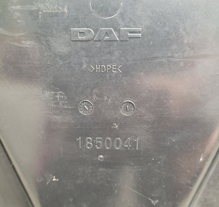 OBUDOWA POKRYWA AKUMULATOROW DAF XF 106 ORYGINAL 1850041 - Кузов и экстерьер для Грузовиков: фото 3 OBUDOWA POKRYWA AKUMULATOROW DAF XF 106 ORYGINAL 1850041 - Кузов и экстерьер для Грузовиков: фото 3