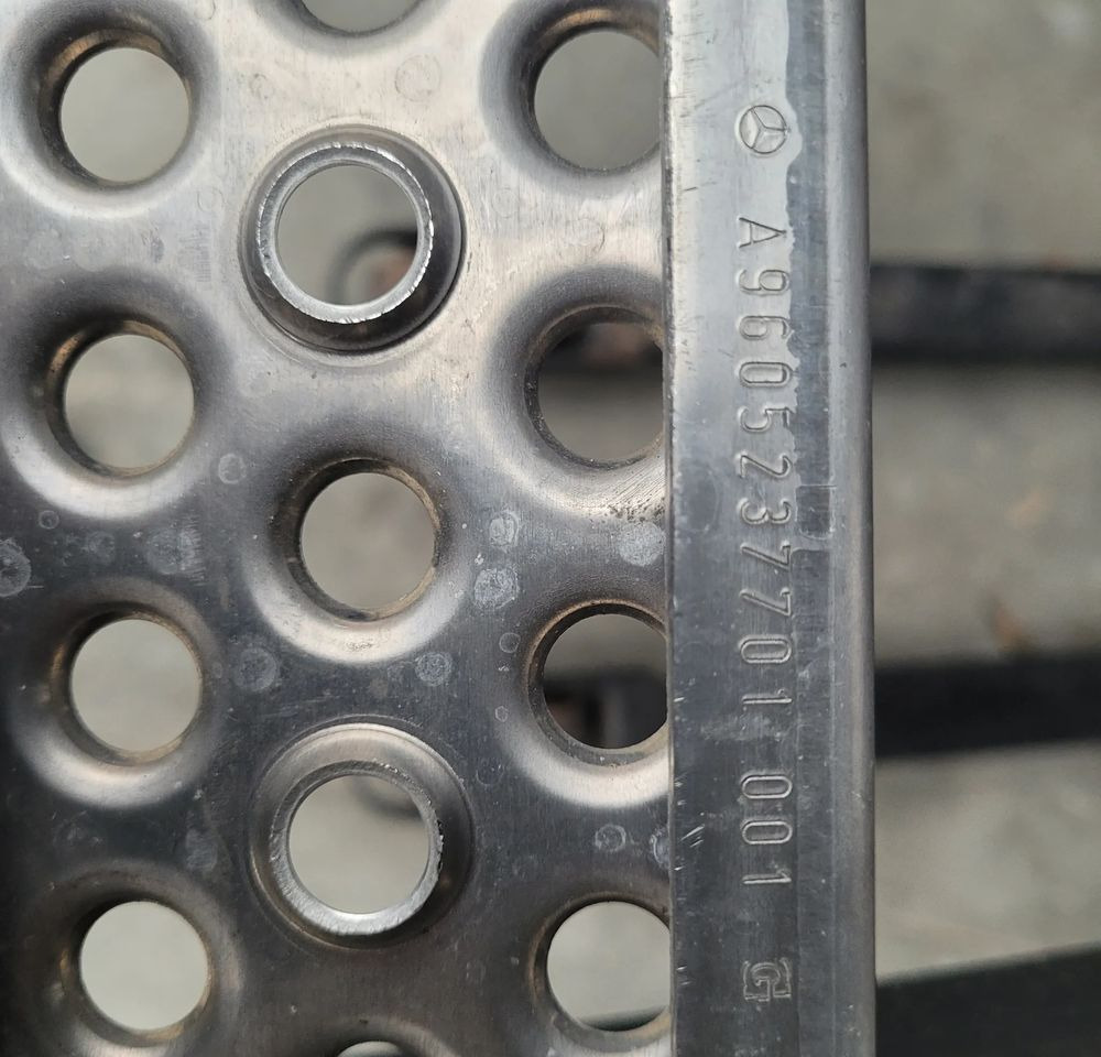 PODEST MERCEDES MP4 MP5 ORYGINAŁ NOWY A9605237701 CHWALIM116 - Кузов и экстерьер для Грузовиков: фото 3 PODEST MERCEDES MP4 MP5 ORYGINAŁ NOWY A9605237701 CHWALIM116 - Кузов и экстерьер для Грузовиков: фото 3