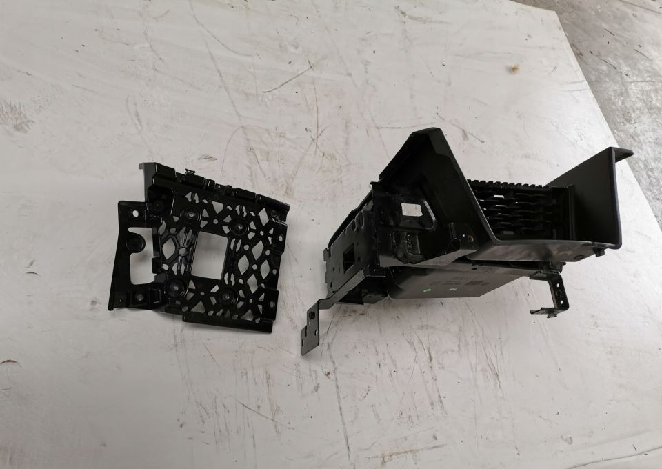 STOPNICA WŁAZ RENAULT RANGE T GAMA RH. ORYGINAŁ - Боковая подножка для Грузовиков: фото 2 STOPNICA WŁAZ RENAULT RANGE T GAMA RH. ORYGINAŁ - Боковая подножка для Грузовиков: фото 2