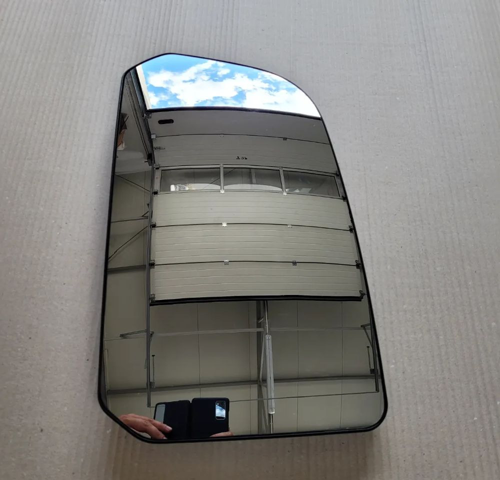 WKŁAD LUSTERKA IVECO S WAY - Зеркало заднего вида для Грузовиков: фото 1 WKŁAD LUSTERKA IVECO S WAY - Зеркало заднего вида для Грузовиков: фото 1