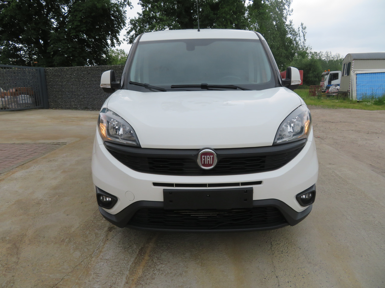 FIAT Doblo Cargo 1.6 Multijet - Легковой фургон: фото 2 FIAT Doblo Cargo 1.6 Multijet - Легковой фургон: фото 2