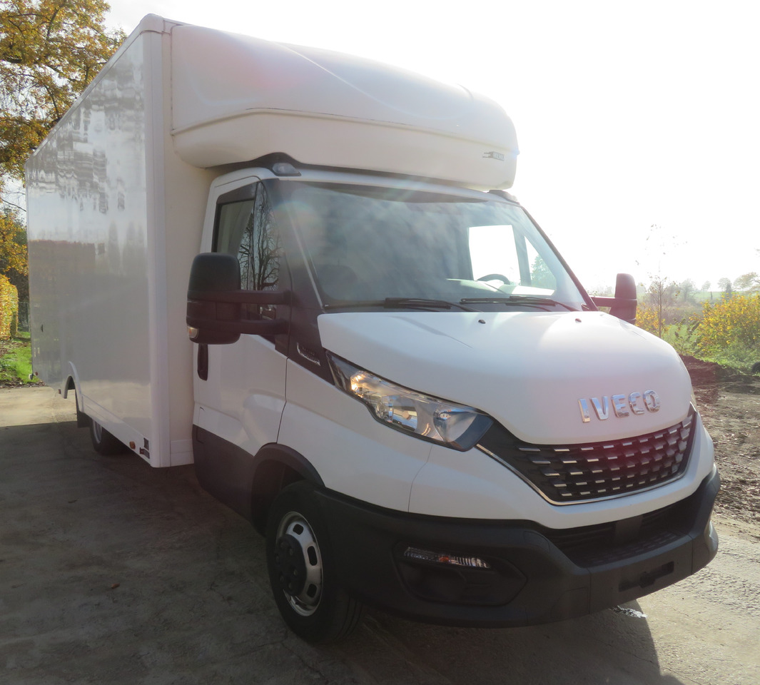 Iveco Daily 35C14 - Фургон с закрытым кузовом: фото 2 Iveco Daily 35C14 - Фургон с закрытым кузовом: фото 2