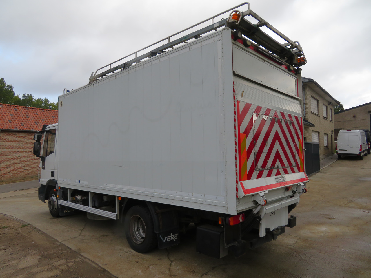 Iveco Eurocargo ML90E18 Bakwagen - Грузовик с закрытым кузовом: фото 5 Iveco Eurocargo ML90E18 Bakwagen - Грузовик с закрытым кузовом: фото 5