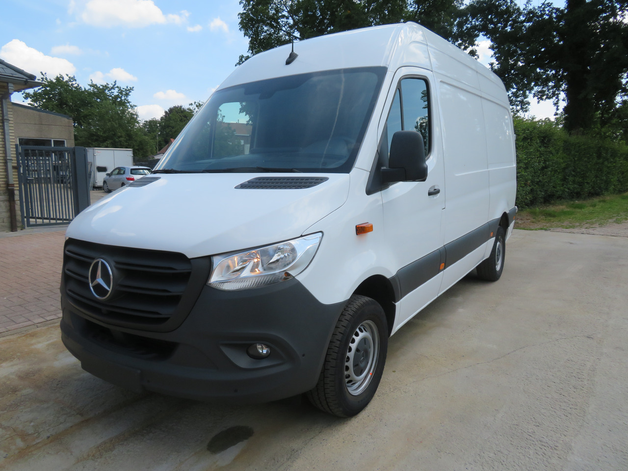 MERCEDES-BENZ Sprinter 317cdi - A2H2 - Коммерческий автомобиль: фото 3 MERCEDES-BENZ Sprinter 317cdi - A2H2 - Коммерческий автомобиль: фото 3