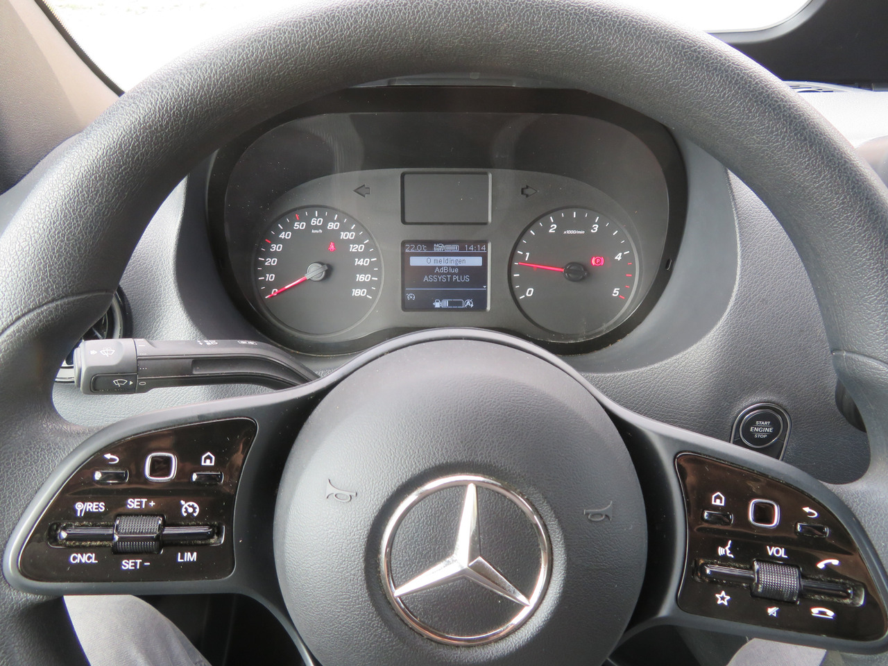 Новый Цельнометаллический фургон Mercedes-Benz Sprinter 317cdi - A3H2: фото 19 Новый Цельнометаллический фургон Mercedes-Benz Sprinter 317cdi - A3H2: фото 19