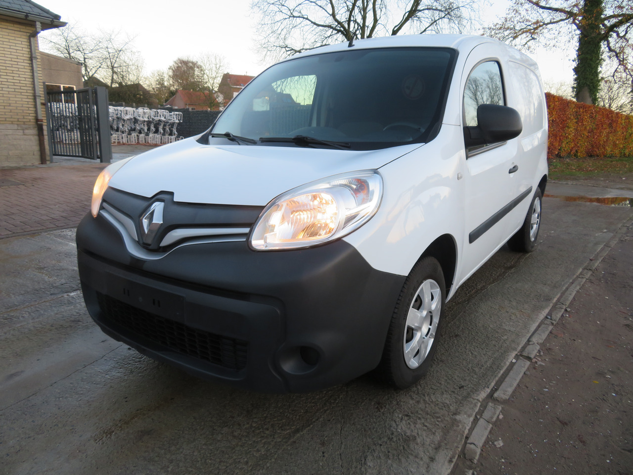Renault Kangoo EXPRESS ENERGY 1.5dCi - Легковой фургон: фото 3 Renault Kangoo EXPRESS ENERGY 1.5dCi - Легковой фургон: фото 3