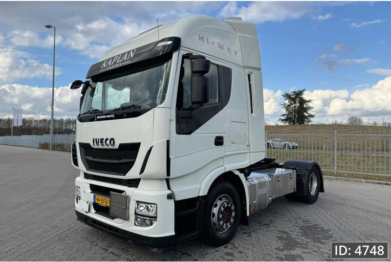 Iveco Stralis AS440S50 Active Space, Euro 6, / ADR / Blower Drum, ADR - Тягач: фото 1 Iveco Stralis AS440S50 Active Space, Euro 6, / ADR / Blower Drum, ADR - Тягач: фото 1