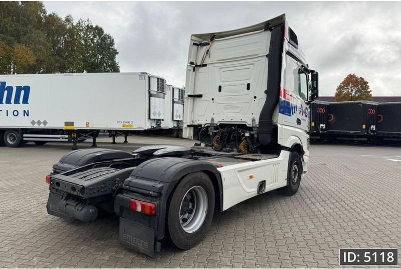 Mercedes-Benz Actros 1845 GigaSpace, Euro 6, / Fridge / 2 Tanks / 3 Pieces - Тягач: фото 3 Mercedes-Benz Actros 1845 GigaSpace, Euro 6, / Fridge / 2 Tanks / 3 Pieces - Тягач: фото 3