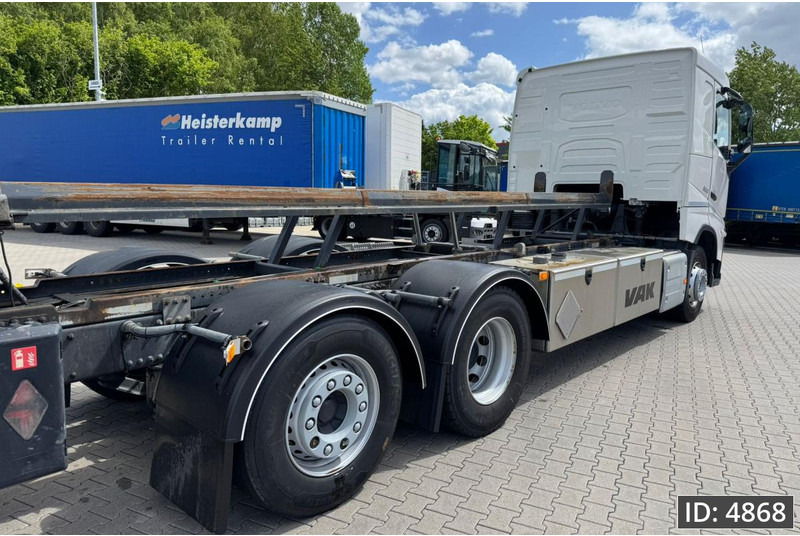 Volvo FH 500 Globetrotter, Euro 6, / 6x2 / Hydraulic body / frame 7.4 m / Tail lift - Грузовик-контейнеровоз/ Сменный кузов: фото 5 Volvo FH 500 Globetrotter, Euro 6, / 6x2 / Hydraulic body / frame 7.4 m / Tail lift - Грузовик-контейнеровоз/ Сменный кузов: фото 5