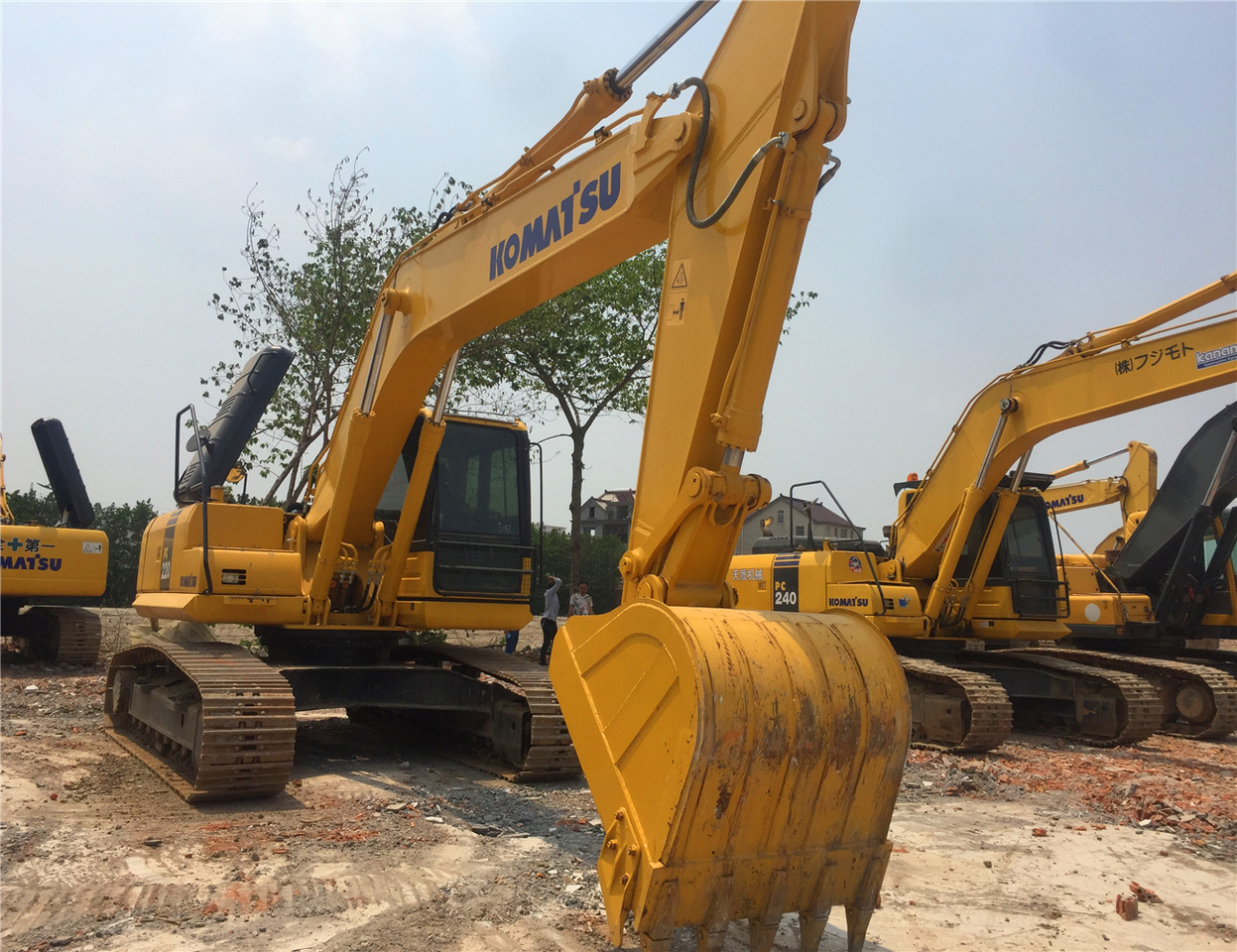 CATERPILLAR Crawler Excavator PC 220 - Гусеничный экскаватор: фото 1 CATERPILLAR Crawler Excavator PC 220 - Гусеничный экскаватор: фото 1