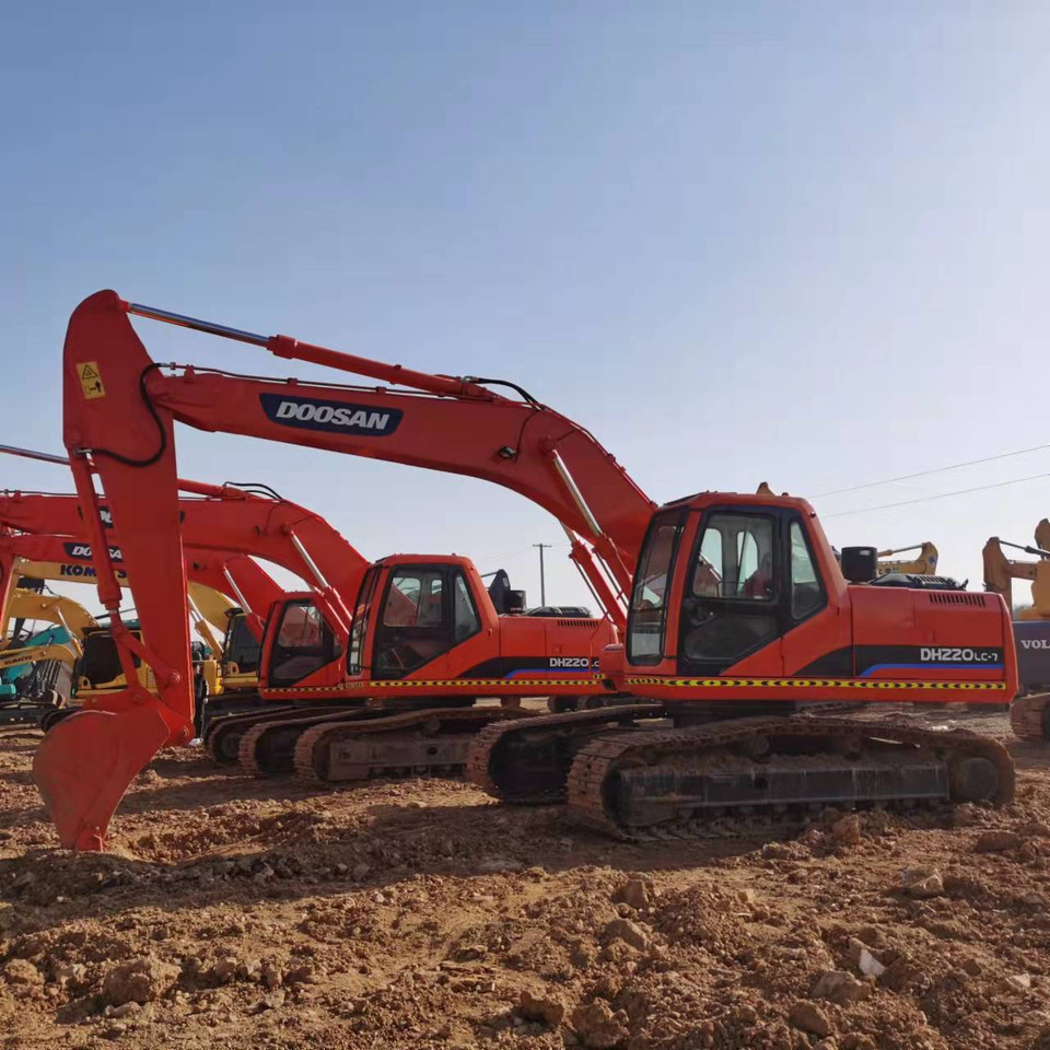 DOOSAN DH220LC-7$21000 - Гусеничный экскаватор: фото 3 DOOSAN DH220LC-7$21000 - Гусеничный экскаватор: фото 3