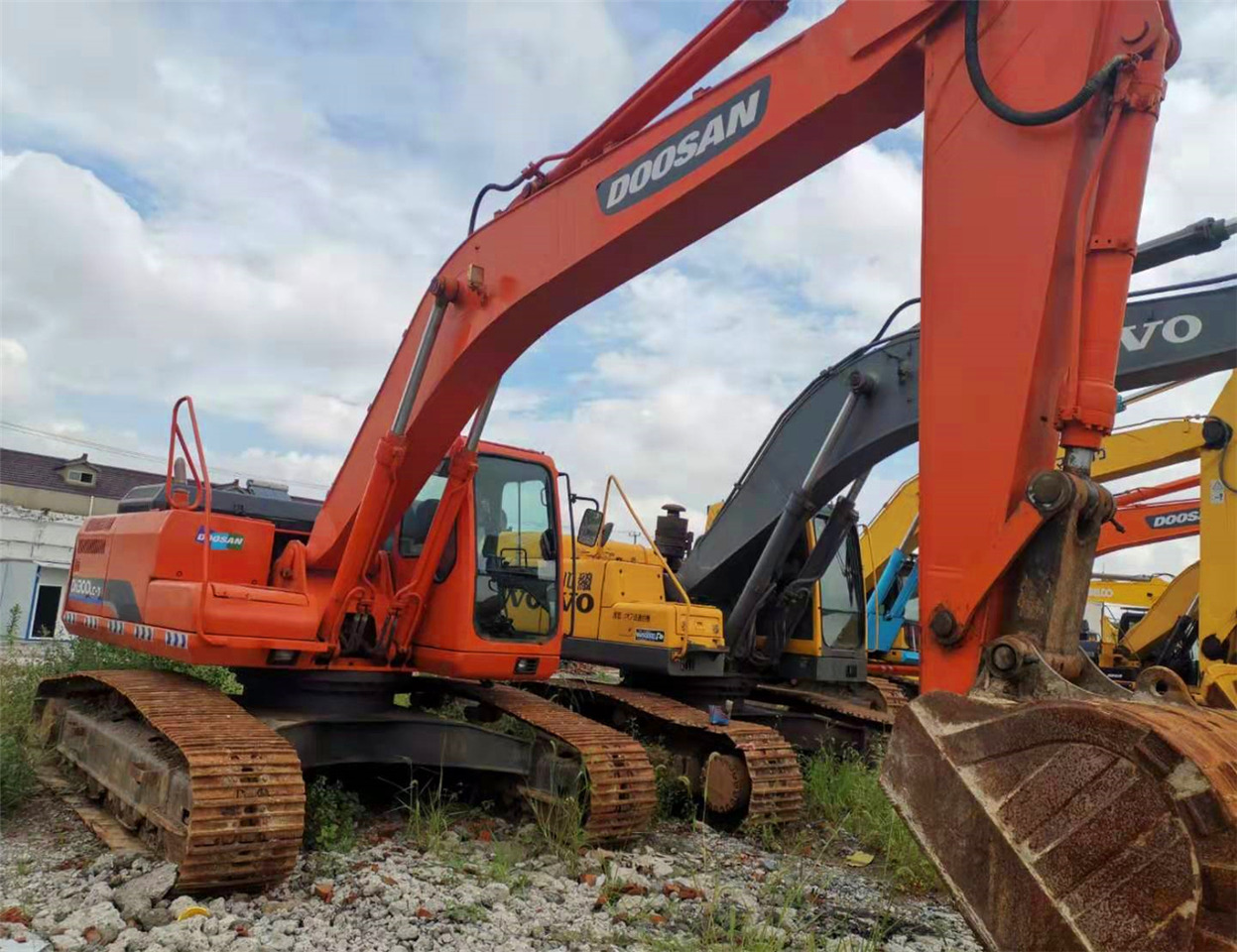 DOOSAN Excavator DH300 Click Here for Discount - Гусеничный экскаватор: фото 2 DOOSAN Excavator DH300 Click Here for Discount - Гусеничный экскаватор: фото 2