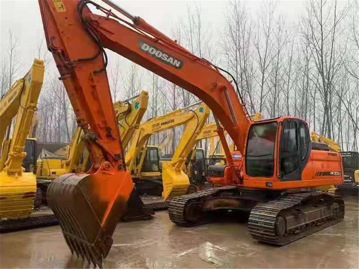 DOOSAN Excavator DX300 Click Here for Discount - Гусеничный экскаватор: фото 1 DOOSAN Excavator DX300 Click Here for Discount - Гусеничный экскаватор: фото 1