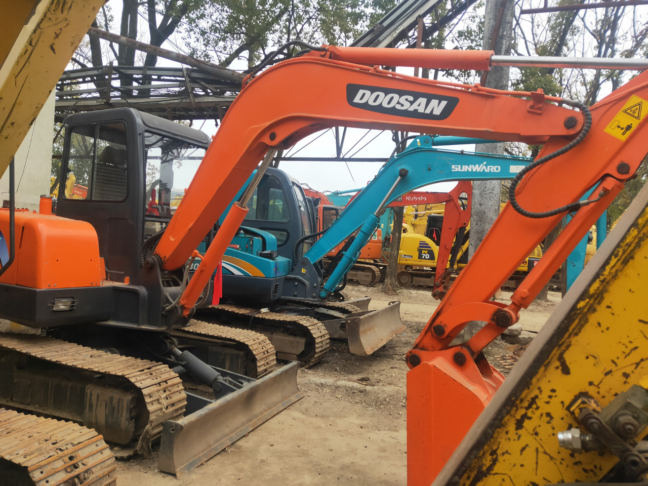 DOOSAN Mini Excavator DH5550 - Мини-экскаватор: фото 5 DOOSAN Mini Excavator DH5550 - Мини-экскаватор: фото 5