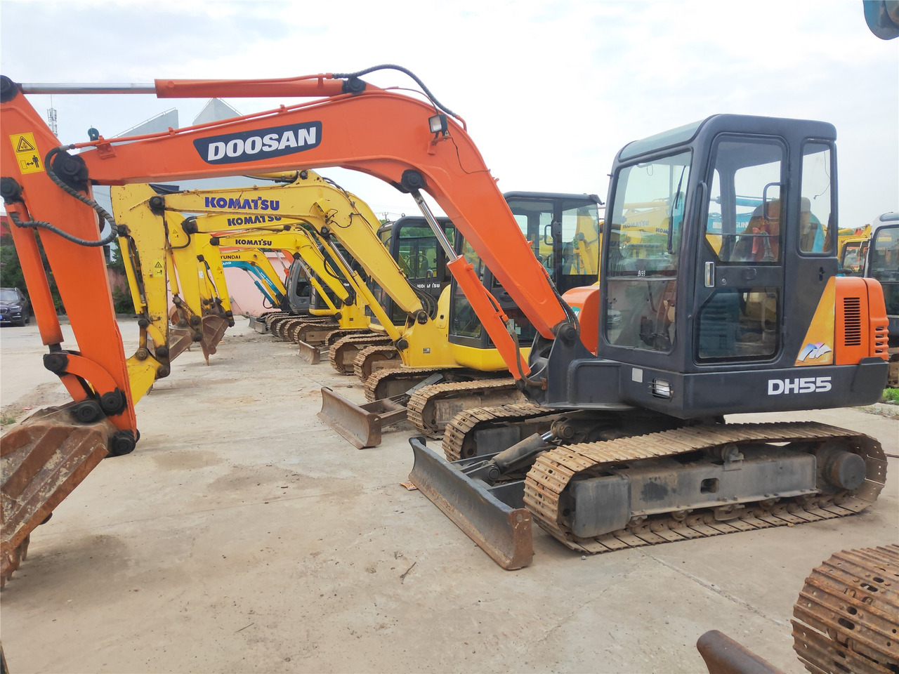 Doosan Crawler Excavator DH55 Good Condition Click for Discount - Гусеничный экскаватор: фото 3 Doosan Crawler Excavator DH55 Good Condition Click for Discount - Гусеничный экскаватор: фото 3