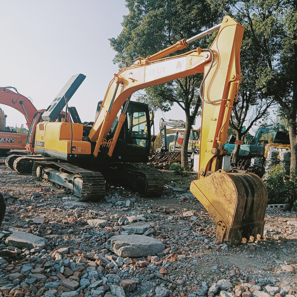 HYUNDAI R150 - Гусеничный экскаватор: фото 1 HYUNDAI R150 - Гусеничный экскаватор: фото 1