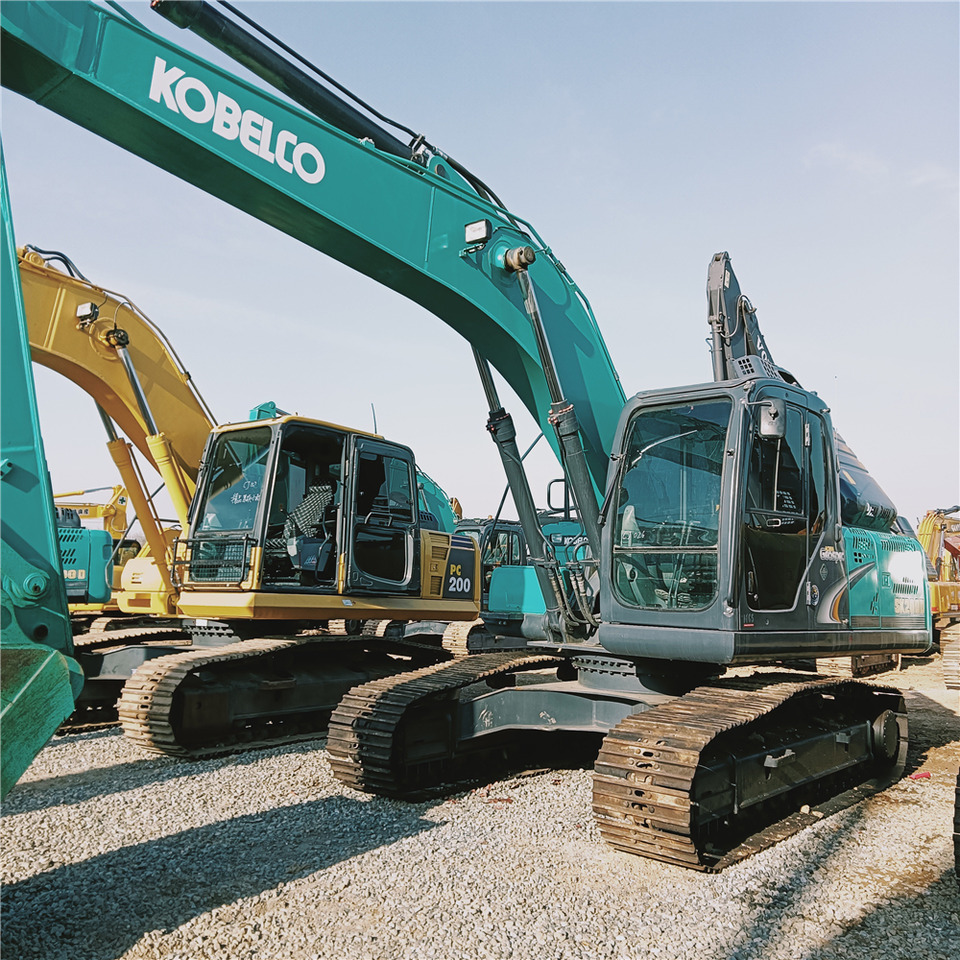 KOBELCO SK200D - Гусеничный экскаватор: фото 5 KOBELCO SK200D - Гусеничный экскаватор: фото 5