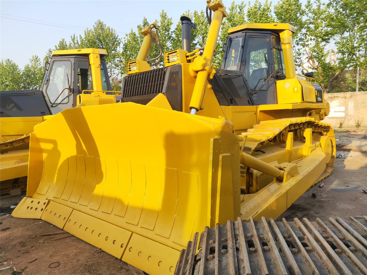 KOMATSU D155AX-5 - Бульдозер: фото 1 KOMATSU D155AX-5 - Бульдозер: фото 1