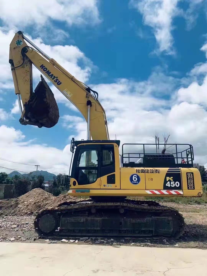KOMATSU PC450-8 - Гусеничный экскаватор: фото 1 KOMATSU PC450-8 - Гусеничный экскаватор: фото 1