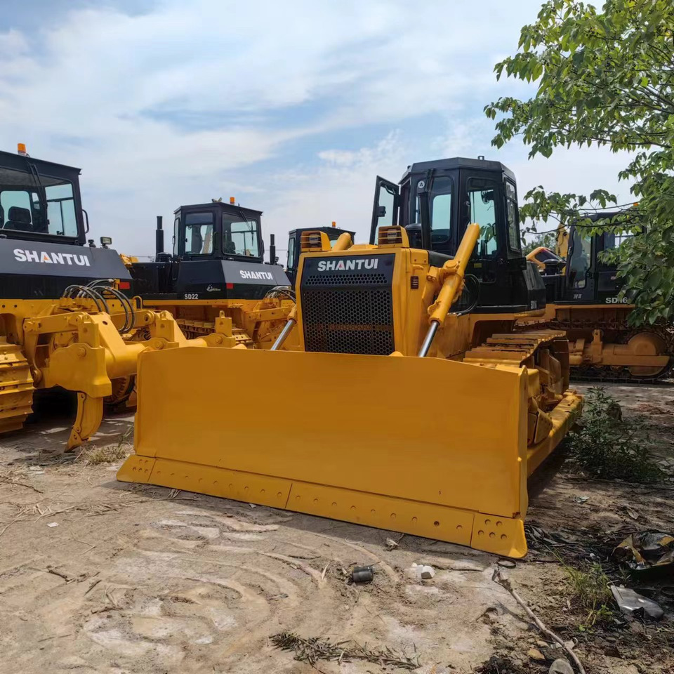 SHANTUI Bulldozer SD16 with Low Hours for Sale - Бульдозер: фото 2 SHANTUI Bulldozer SD16 with Low Hours for Sale - Бульдозер: фото 2